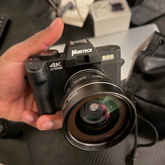 4K Ultra HD Black Camera